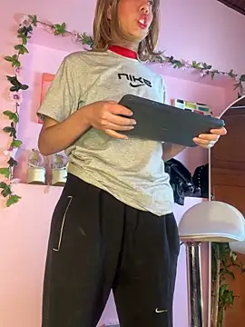 _zoe_bakerr (F young) - full naked + sexy dance