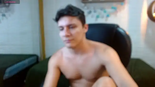 zayn_clausen (M young) - cum show