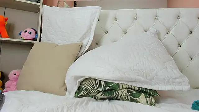 Katt_Diamond_ webcam