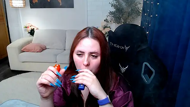 Hennessy_bunny webcam