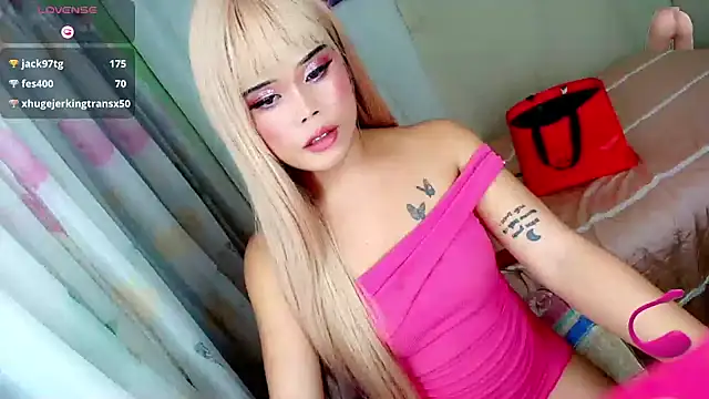 Cassandra_Luxx webcam