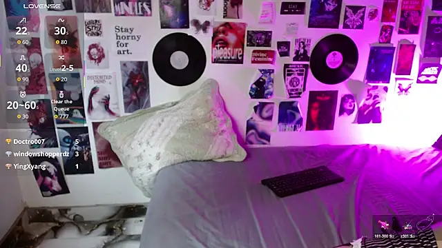 roxy_f_w - Roxy_f_w's free webcam - UK Sex Cams