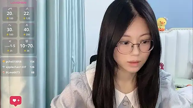 美女Luna-666在线直播