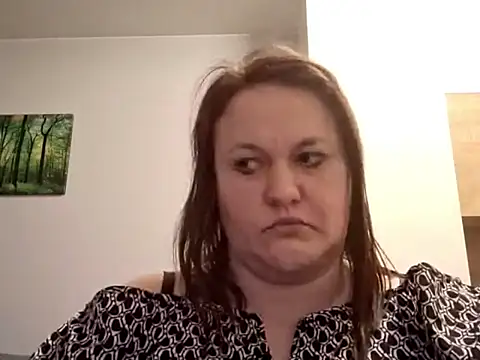 OpheliaMilf webcam