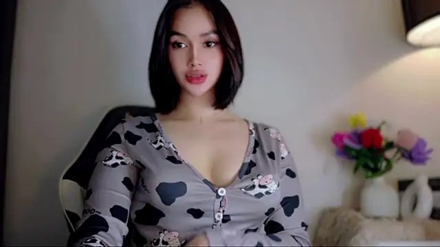 Anna_HollyDoll webcam