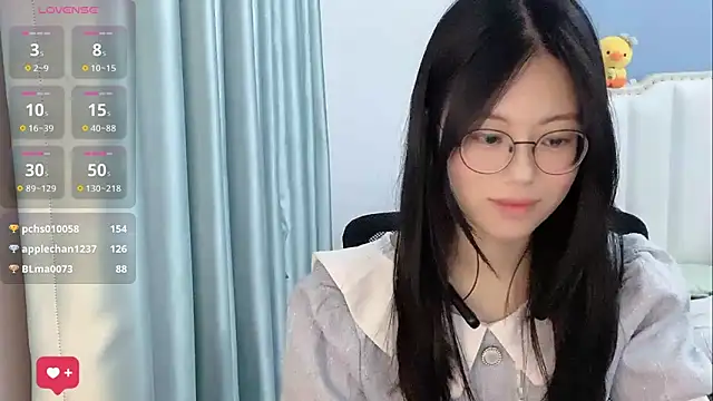 美女Luna-666在线直播