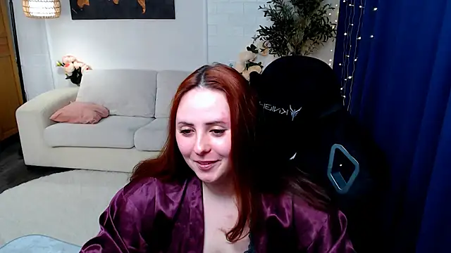 Hennessy_bunny webcam