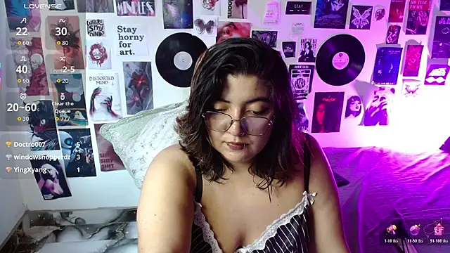 roxy_f_w - Roxy_f_w's free webcam - UK Sex Cams