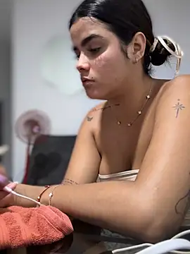 Kaily_Sweet16 webcam