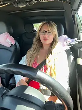 biancasuger (F young) - Topless under sweater✅😊