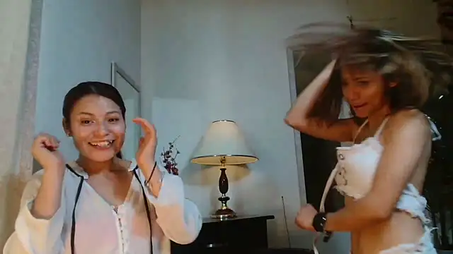 3littles from StripChat is Freechat