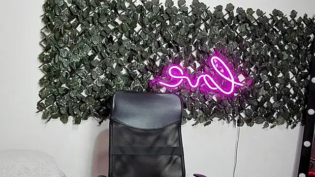 Sofia_Franco_ live sex cam