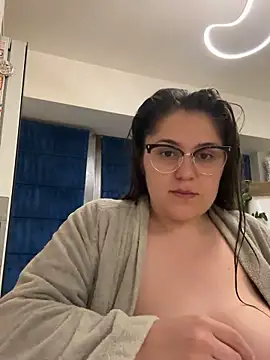 Layla- webcam