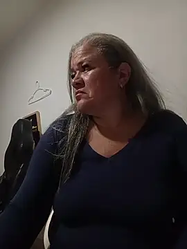 CheekySnowQueen_69 webcam