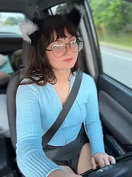 urpuppymoon (F young) - 🍆 SUCK DILDO BY GAS STATION PUMP 🍆