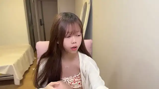 美女xiaobaozi-520在线直播