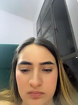 Antonella_Julieta webcam