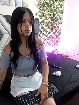 Emily_Cat18 webcam