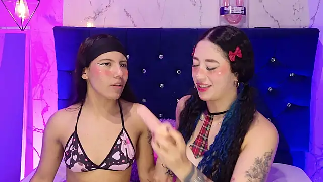 Dakotaa_Johnson webcam