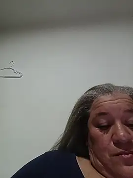 CheekySnowQueen_69 webcam