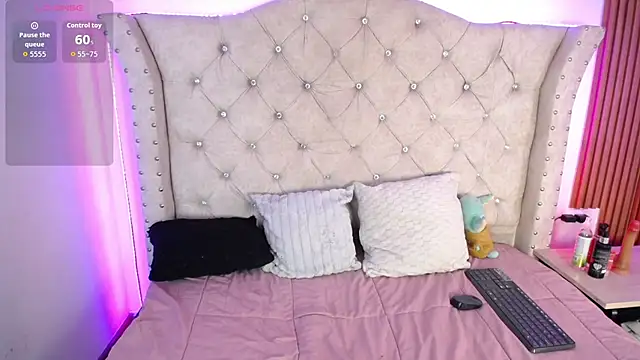 Elizabeth_Evans1 webcam