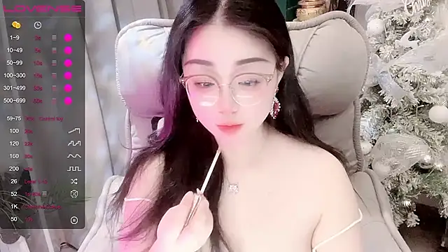 Monica-666888- webcam