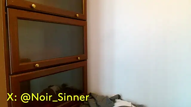sinnernoir - Sinnernoir's free webcam - UK Sex Cams