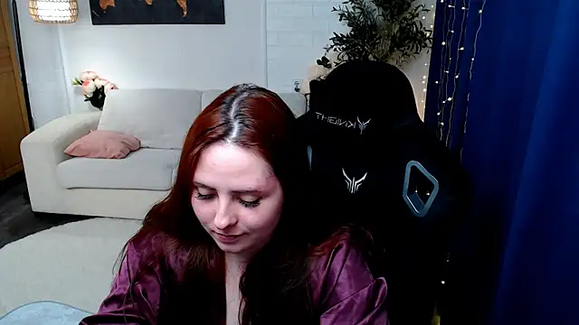 Hennessy_bunny webcam