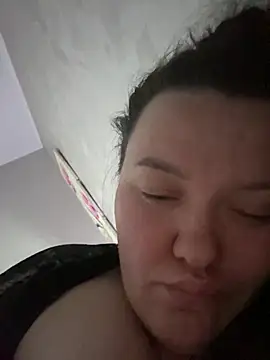 SunnyLeila2101 webcam