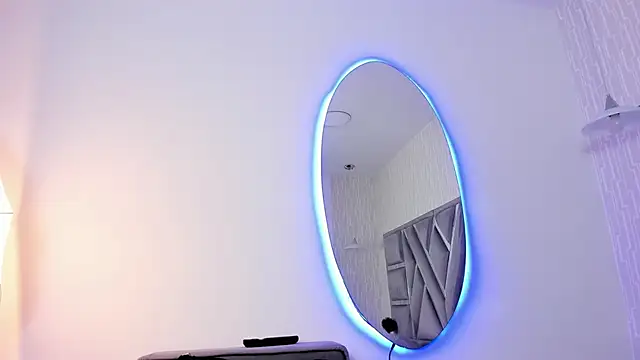 MonzerratBoyer webcam