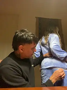 Elnonoykeila77 webcam