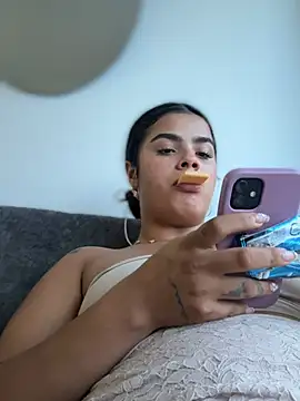 Kaily_Sweet16 webcam