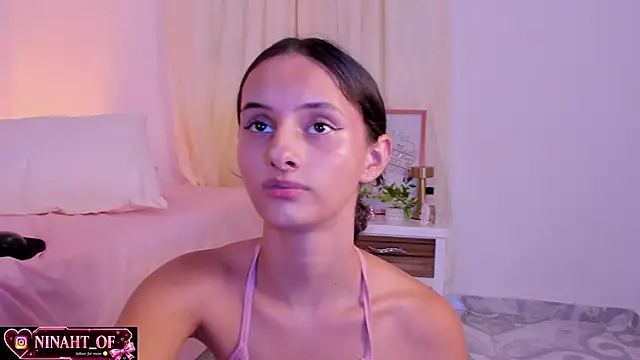 ninaht - Ninaht's free webcam - UK Sex Cams