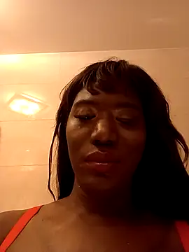 blackhotpartyts webcam