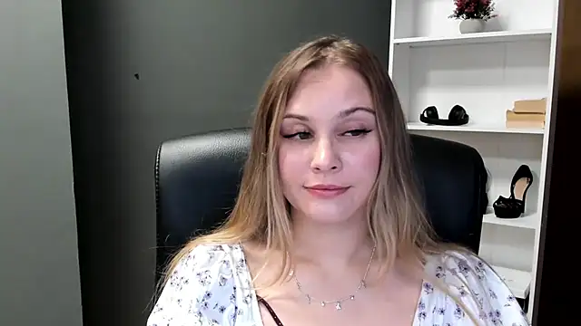 kitty_valeria webcam