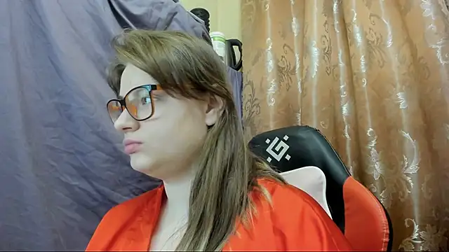 Seductive_She_Wolf webcam