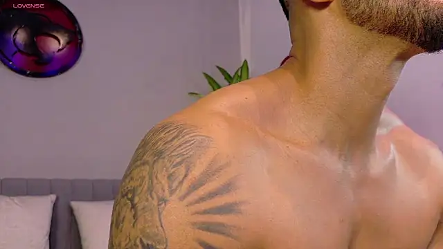 tony_muscle (Ask my age) - MASTURBATE ME IN DOGGY MODE