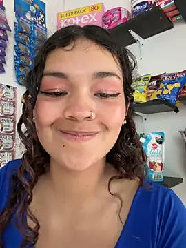 camilla_miller01 (Ask my age) - Flash boobs 🤤