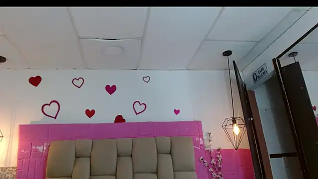 damary_leon (F mature) - suck my tits 💦💦