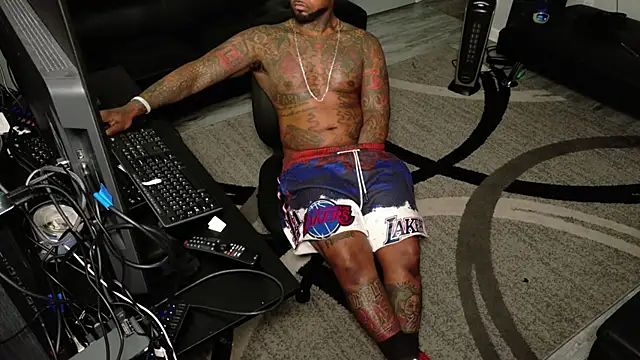 slangondemhoes (Ask my age) - BIG DILDO SEE THIS HOLE CREAM