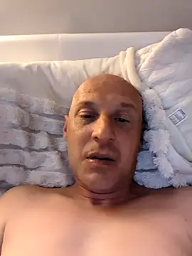 parish7196 (Ask my age) - Make me cum