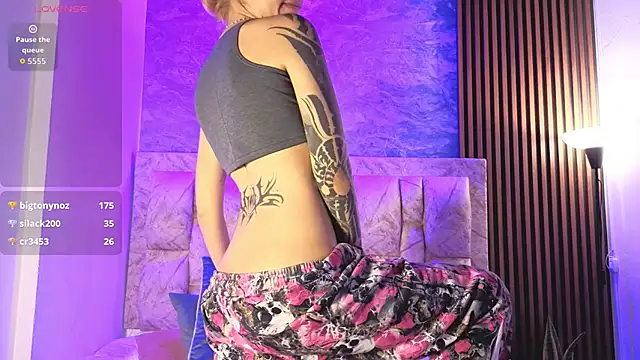 chelsea_dalea webcam