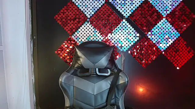 zoriel_bigcock webcam