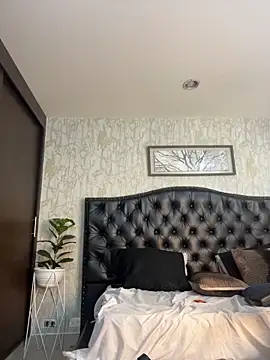 Lander_Cruz's live cam