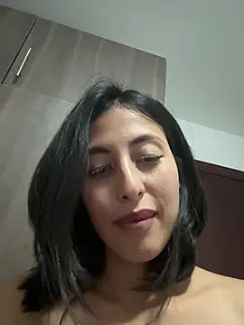 Anahi_cake webcam