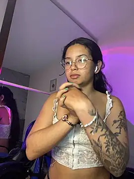 Rosita_forever_ webcam