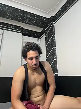 fuck___boyy webcam