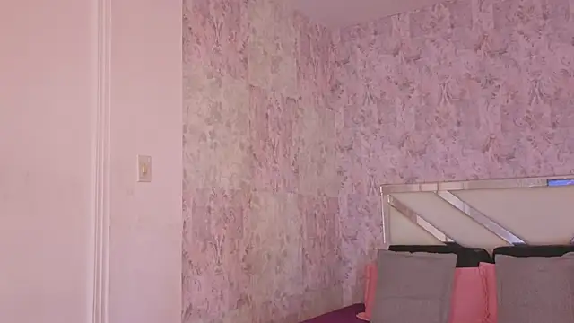 april_summer_ webcam