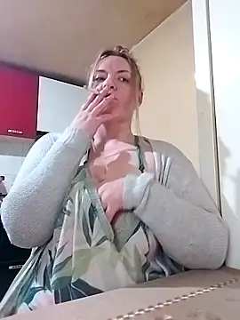 Mommyhotboobies1 webcam