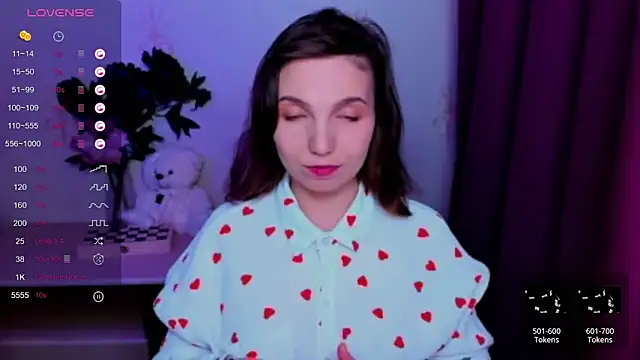 kindhazelhere_ - KindHazelHere_'s free webcam - UK Sex Cams